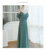 將圖片載入圖庫檢視器，The Meredith Chiffon Bridesmaid Series (Customisable) - WeddingConfetti