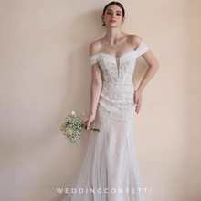 將圖片載入圖庫檢視器，The Farryn Wedding Bridal Off Shoulder Gown - WeddingConfetti