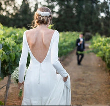 將圖片載入圖庫檢視器，The Premala Bridal Long Sleeves White Gown (Customisable) - WeddingConfetti