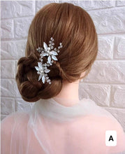 將圖片載入圖庫檢視器，Bridal Headpieces (Various Designs) - WeddingConfetti