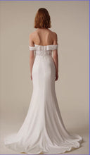 將圖片載入圖庫檢視器，The Sophie Wedding Bridal Off Shoulder Gown - WeddingConfetti