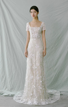 將圖片載入圖庫檢視器，The Francesca Wedding Bridal Short Sleeves Gown - WeddingConfetti