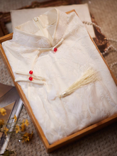 將圖片載入圖庫檢視器，The Karera Sleeveless Cheongsam Gown - WeddingConfetti