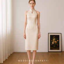 將圖片載入圖庫檢視器，The Peony Halter Cheongsam Gown - WeddingConfetti