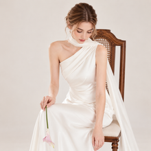 將圖片載入圖庫檢視器，The Karistine Toga Gown - WeddingConfetti