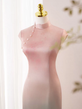 將圖片載入圖庫檢視器，The Wisteria Ombre Cheongsam Gown - WeddingConfetti