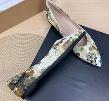 將圖片載入圖庫檢視器，The Chinoise Flats (Available in 5 Colours) - WeddingConfetti