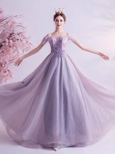 將圖片載入圖庫檢視器，Purple Gowns - WeddingConfetti