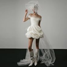 將圖片載入圖庫檢視器，The Petrise Off Shoulder Gown - WeddingConfetti