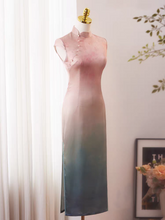 將圖片載入圖庫檢視器，The Wisteria Ombre Cheongsam Gown - WeddingConfetti
