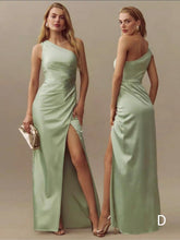 將圖片載入圖庫檢視器，The Lara Satin Bridesmaid Series (Customisable) - WeddingConfetti