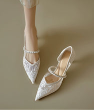 將圖片載入圖庫檢視器，The Aspher Wedding Bridal Silver Heels - WeddingConfetti