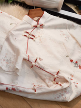 將圖片載入圖庫檢視器，The Oriana Cheongsam Gown - WeddingConfetti