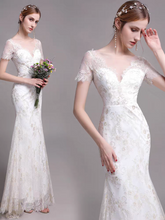 將圖片載入圖庫檢視器，The Riley Wedding Bridal Short Sleeves Gown - WeddingConfetti