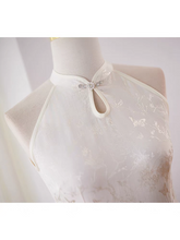 將圖片載入圖庫檢視器，The Peony Halter Cheongsam Gown - WeddingConfetti