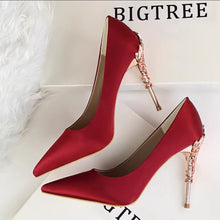 將圖片載入圖庫檢視器，The Lefella Heels (Available in 11 Colours) - WeddingConfetti