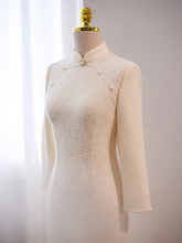 將圖片載入圖庫檢視器，The Blanca Long Sleeves Cheongsam Gown - WeddingConfetti
