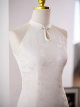 將圖片載入圖庫檢視器，The Peony Halter Cheongsam Gown - WeddingConfetti