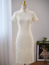 將圖片載入圖庫檢視器，The Velora Sleeveless Cheongsam Gown - WeddingConfetti