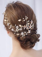 將圖片載入圖庫檢視器，Bridal Headpieces (Various Designs) - WeddingConfetti