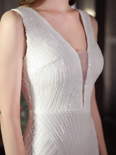 將圖片載入圖庫檢視器，The Loretta White Sleeveless Mermaid Gown - WeddingConfetti