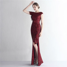 將圖片載入圖庫檢視器，The Jernelle Gold/Silver/Black/White/Red Cap Sleeves Glitter Dress - WeddingConfetti