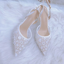 將圖片載入圖庫檢視器，The Aoyama White Bridal Heels - WeddingConfetti