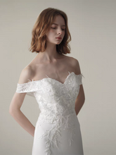 將圖片載入圖庫檢視器，The Sophie Wedding Bridal Off Shoulder Gown - WeddingConfetti