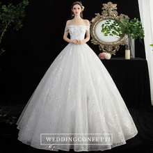 將圖片載入圖庫檢視器，The Delaine Wedding Bridal Off Shoulder Gown - WeddingConfetti