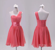 將圖片載入圖庫檢視器，The Daliah Watermelon Red Short Toga Dress  - WeddingConfetti