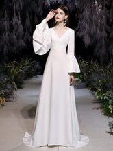 將圖片載入圖庫檢視器，The Kestine Wedding Bridal Long Bell Sleeves Gown - WeddingConfetti