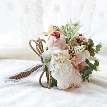 將圖片載入圖庫檢視器，Wedding Flower Bouquet - WeddingConfetti