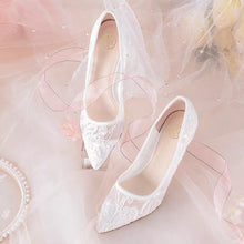 將圖片載入圖庫檢視器，Wedding Lace Heels - WeddingConfetti