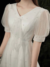 將圖片載入圖庫檢視器，The Ross Wedding Bridal Short Sleeve White Dress - WeddingConfetti