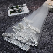 將圖片載入圖庫檢視器，Wedding Bridal Veil - WeddingConfetti