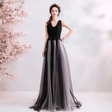 將圖片載入圖庫檢視器，The Cornelia Black Lace Sleeveless Ombre Dress - WeddingConfetti
