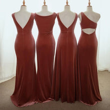 將圖片載入圖庫檢視器，The Roselle Velvet Bridesmaid Collection (4 Different Designs) - WeddingConfetti