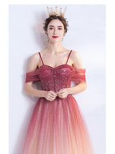 將圖片載入圖庫檢視器，The Kristen Off Shoulder Ombre Pink Gown - WeddingConfetti