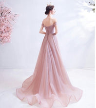 將圖片載入圖庫檢視器，The Kaylee Off Shoulder Gown (Available in 2 colours) - WeddingConfetti
