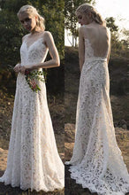將圖片載入圖庫檢視器，The Zelmyda Bohemian Lace Wedding Gown - WeddingConfetti