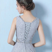 將圖片載入圖庫檢視器，The Eugenia Red / Grey Sleeveless Cocktail Dress - WeddingConfetti