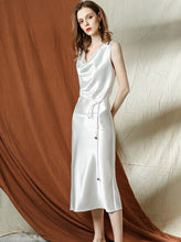將圖片載入圖庫檢視器，The Katelle White Satin Dress - WeddingConfetti