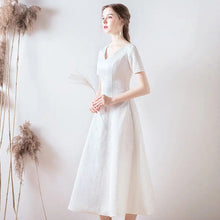 將圖片載入圖庫檢視器，The Lilette Short Sleeve Bohemian Dress - WeddingConfetti