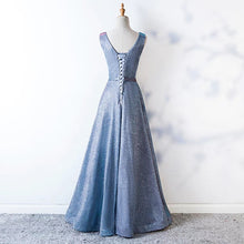 將圖片載入圖庫檢視器，The Cailey Iridescent Sleeveless Gown - WeddingConfetti