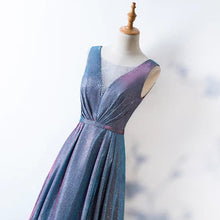 將圖片載入圖庫檢視器，The Cailey Iridescent Sleeveless Gown - WeddingConfetti