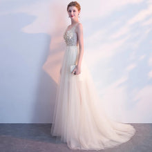 將圖片載入圖庫檢視器，The Sophiela Glittery Sleeveless Sequins Gown (Available in 2 colours) - WeddingConfetti