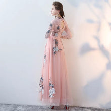 將圖片載入圖庫檢視器，The Melyssa Floral Pink Lace Dress - WeddingConfetti
