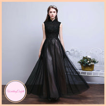 將圖片載入圖庫檢視器，The Rosemary Mandarin Collar Cheongsam Ombre Black Lace Gown - WeddingConfetti