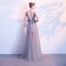 將圖片載入圖庫檢視器，The Sophiela Glittery Sleeveless Grey Sequins Gown (Available in 2 colours) - WeddingConfetti