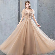將圖片載入圖庫檢視器，The Charlene Champagne Tulle Gown - WeddingConfetti